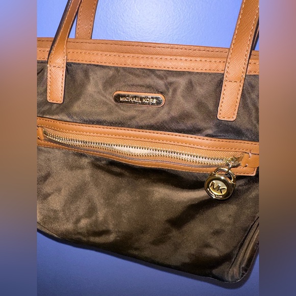 Brown Michael KORS Tote - Picture 1 of 8